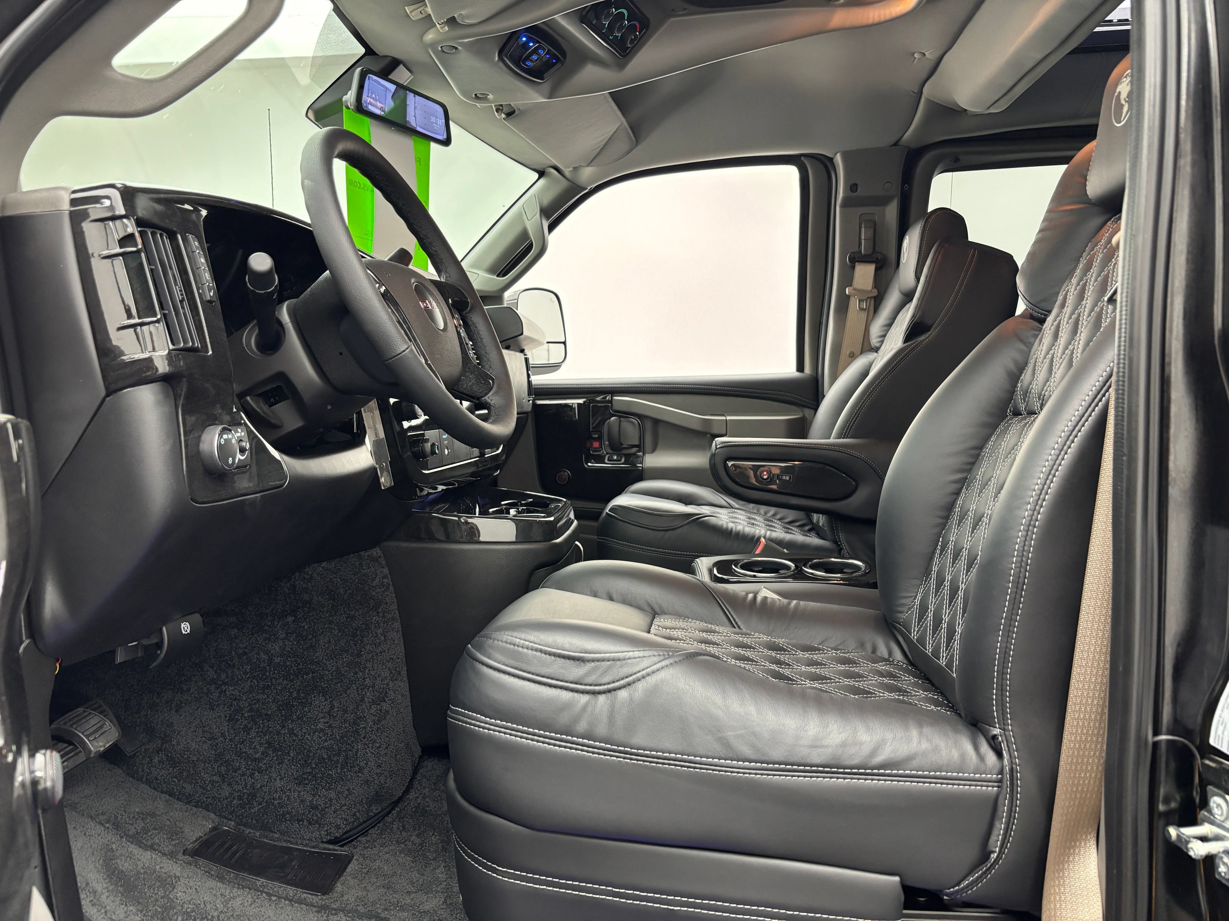 New 2026 GMC Savana 2500 Extended w/ Driver Convenience Package RWD image 19