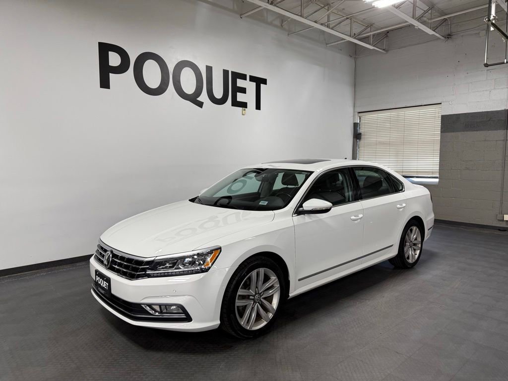 Used 2017 Volkswagen Passat 1.8T SEL Premium FWD image 2