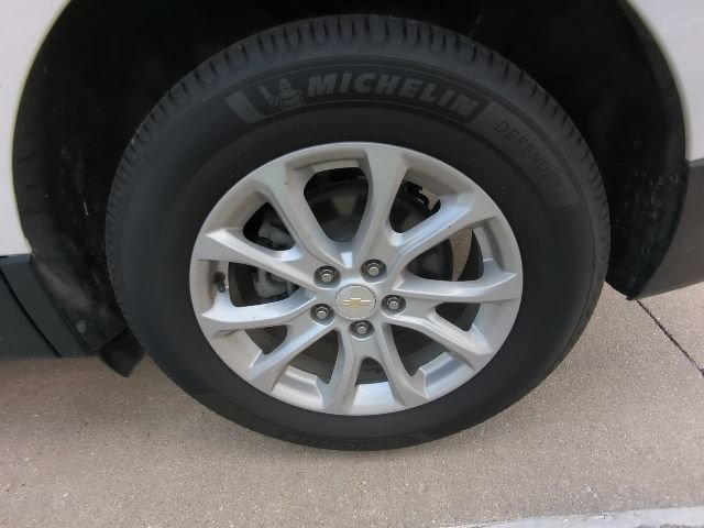Used 2020 Chevrolet Equinox LT FWD image 17