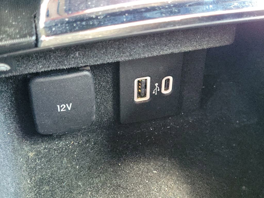 Used 2022 Lincoln Corsair Reserve FWD image 33