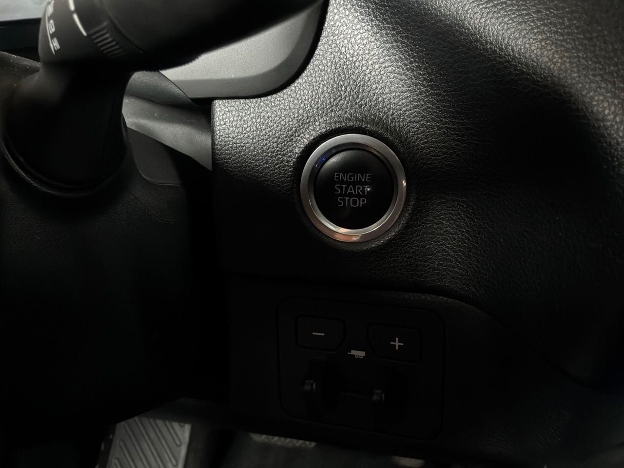 Used 2023 Toyota Tundra SR5 AWD/4WD image 28