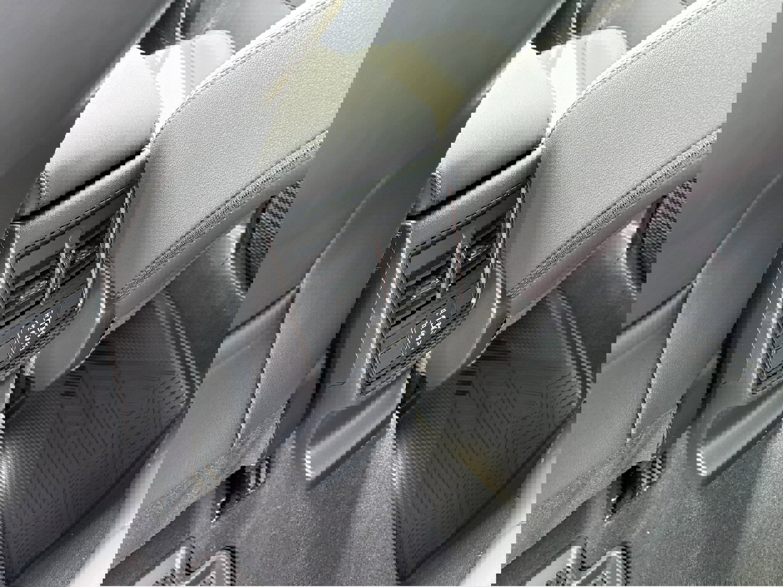 New 2026 Subaru Outback Premium image 31