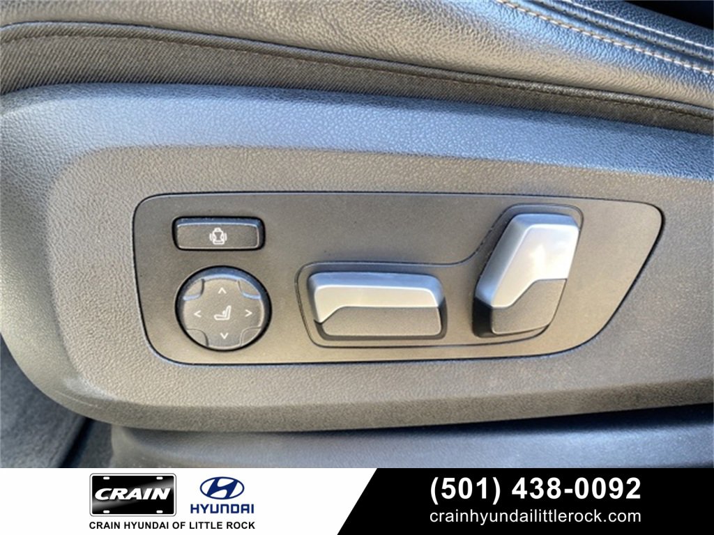 Used 2021 BMW X6 xDrive40i w/ Premium Package image 15