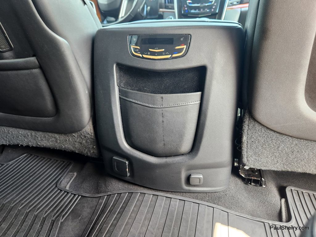 Used 2019 Cadillac Escalade ESV image 50