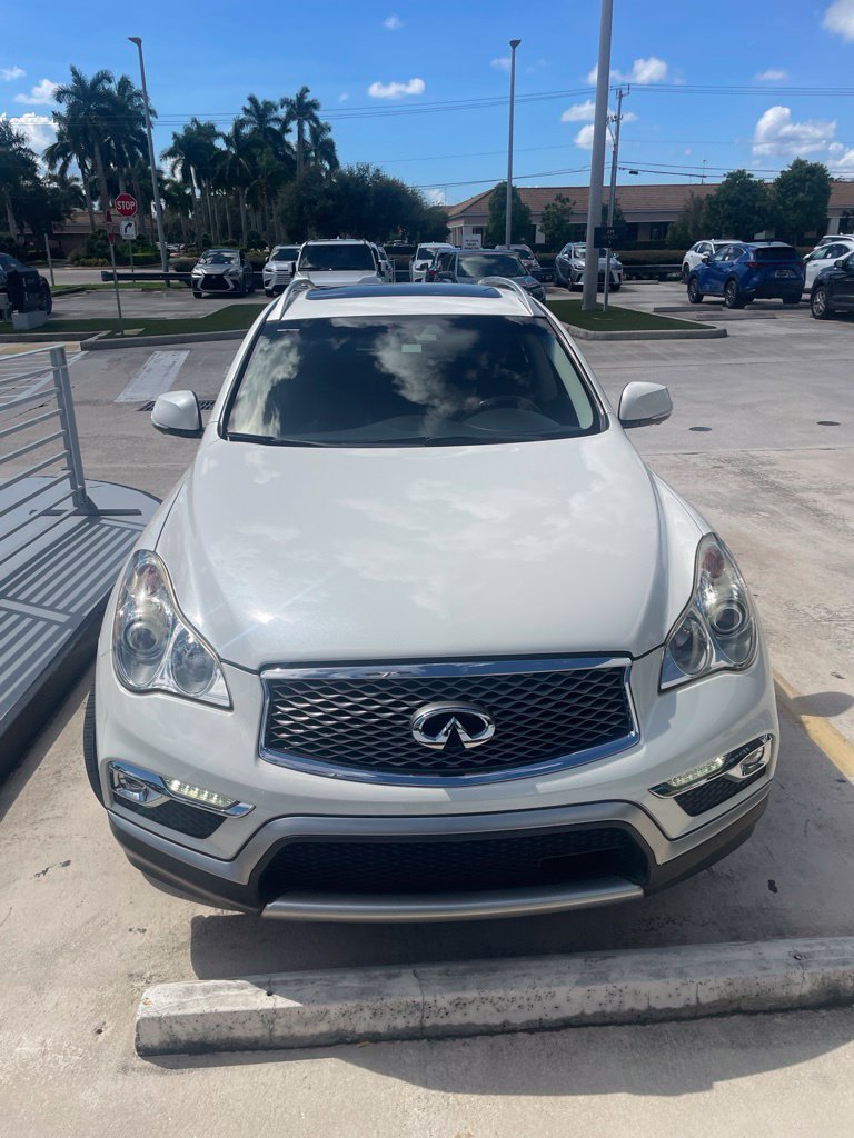 Used 2017 INFINITI QX50 2WD w/ Technology Package image 5