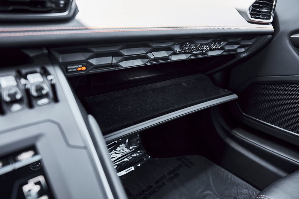 Used 2021 Lamborghini Huracan EVO RWD image 72