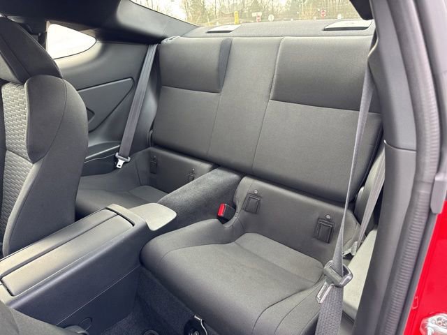 Used 2022 Toyota GR86 w/ ALL Weather Mat Package (TMS) image 17