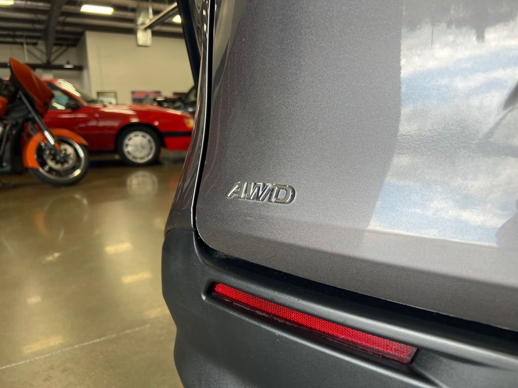 Used 2021 Toyota Sienna LE image 40