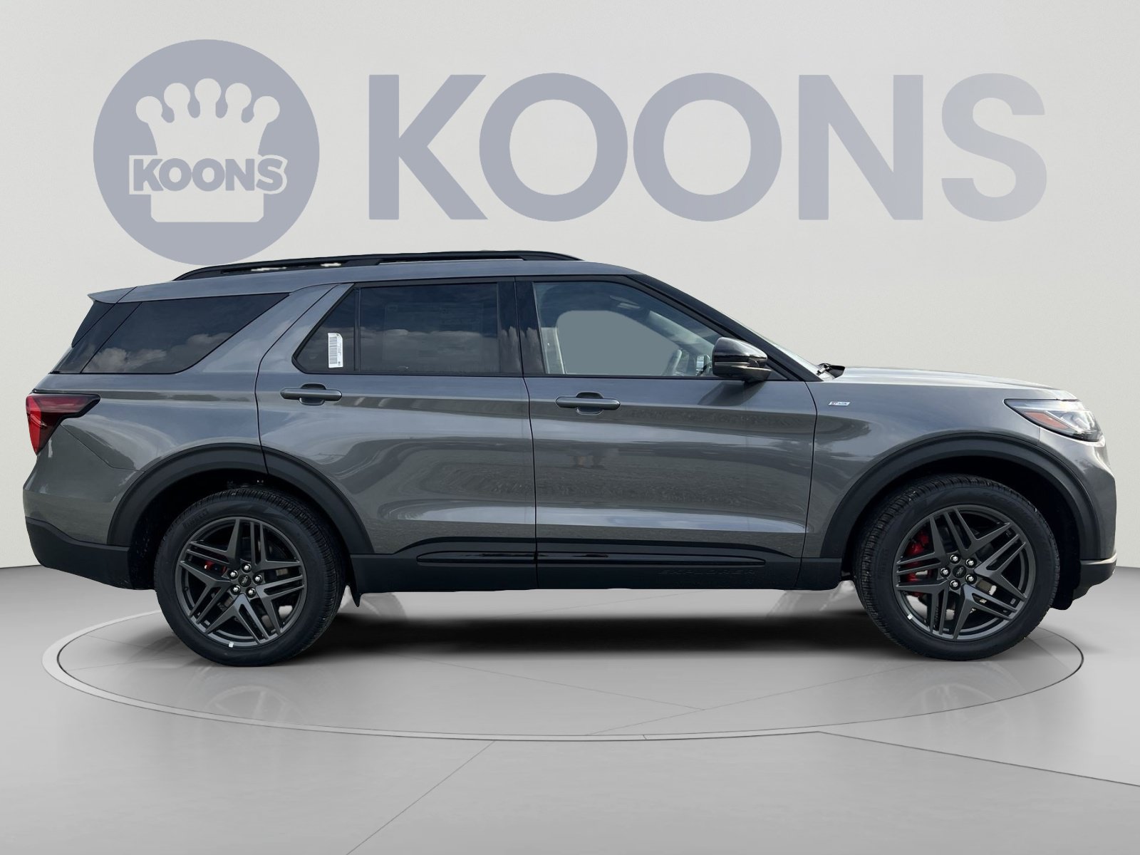 New 2026 Ford Explorer ST-Line w/ ST-Line Street Pack AWD/4WD image 8