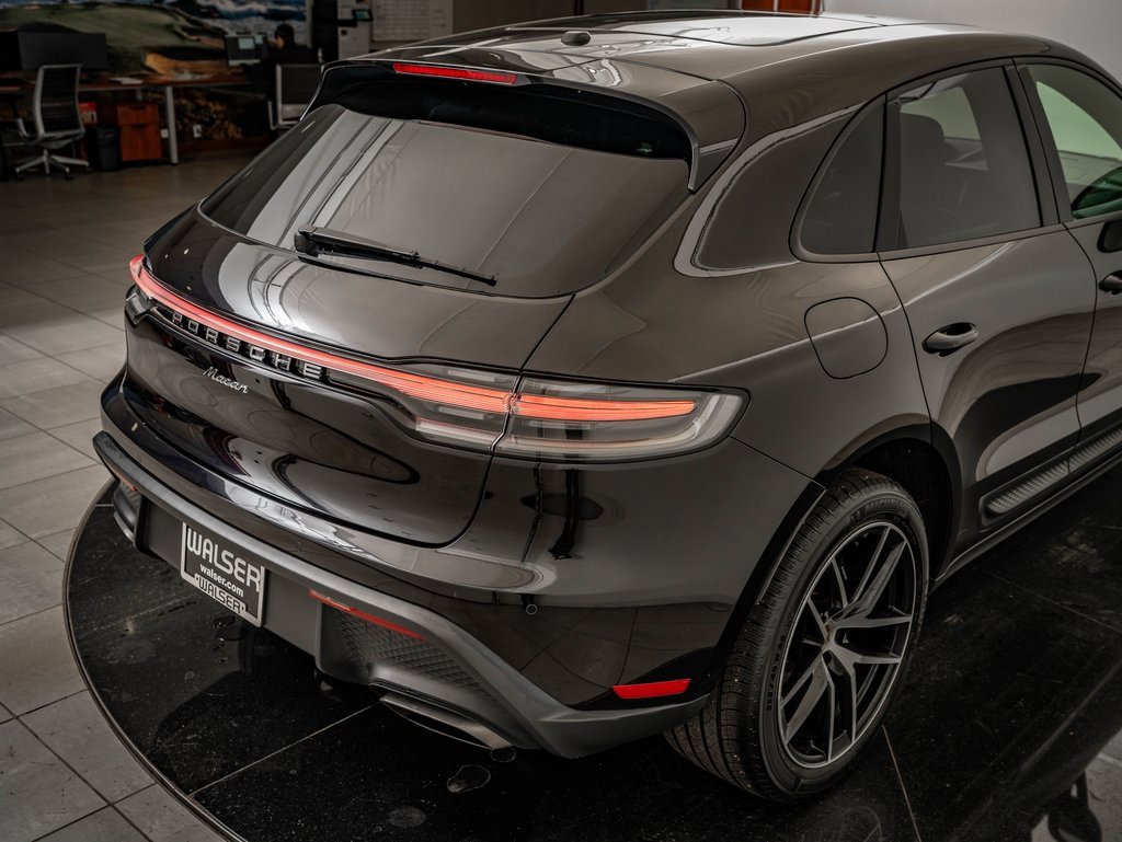 Certified 2024 Porsche Macan image 22