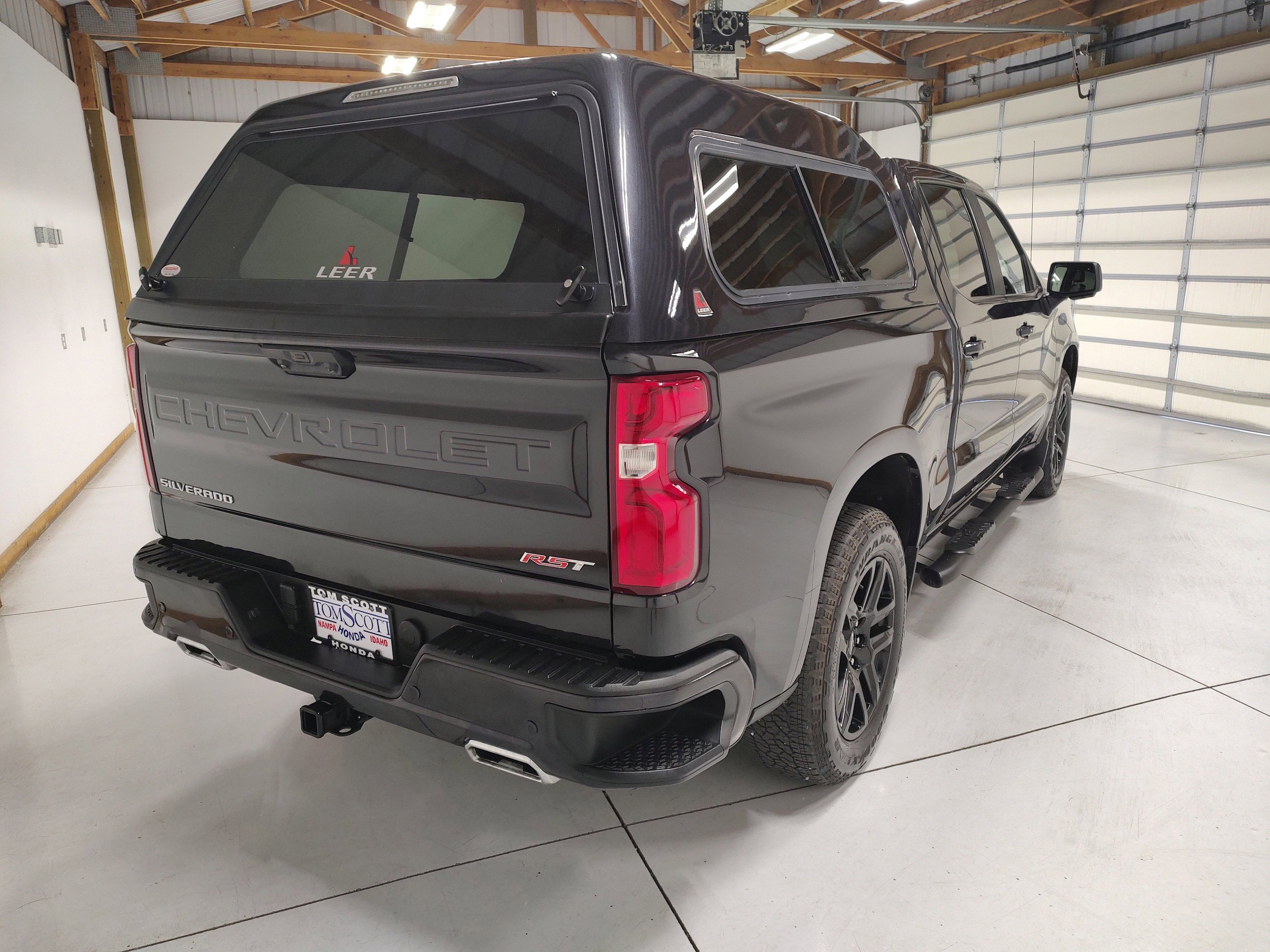 Used 2023 Chevrolet Silverado 1500 RST AWD/4WD image 13