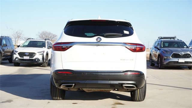 Used 2019 Buick Enclave Essence w/ LPO, Sport Appearance Package image 8