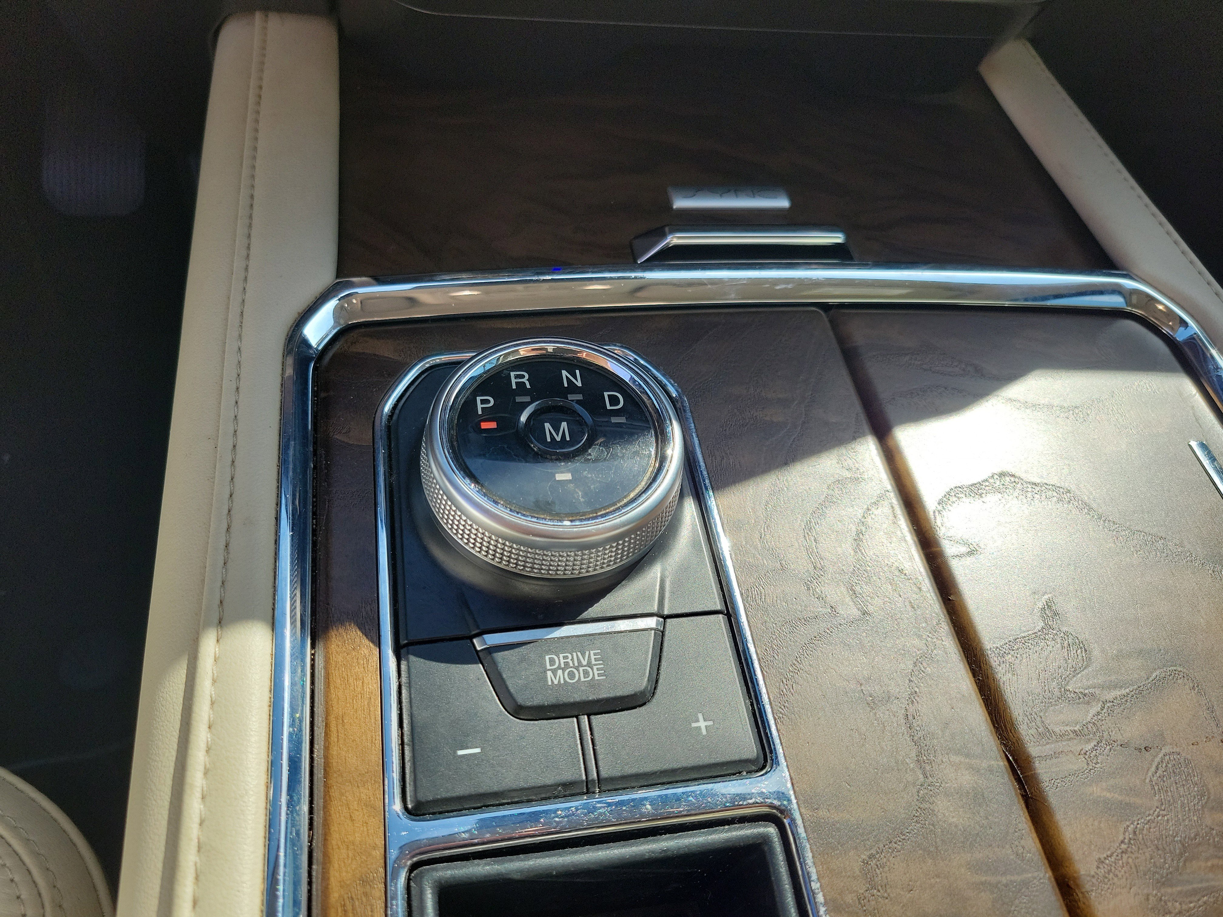 Used 2019 Ford Expedition Platinum RWD image 25