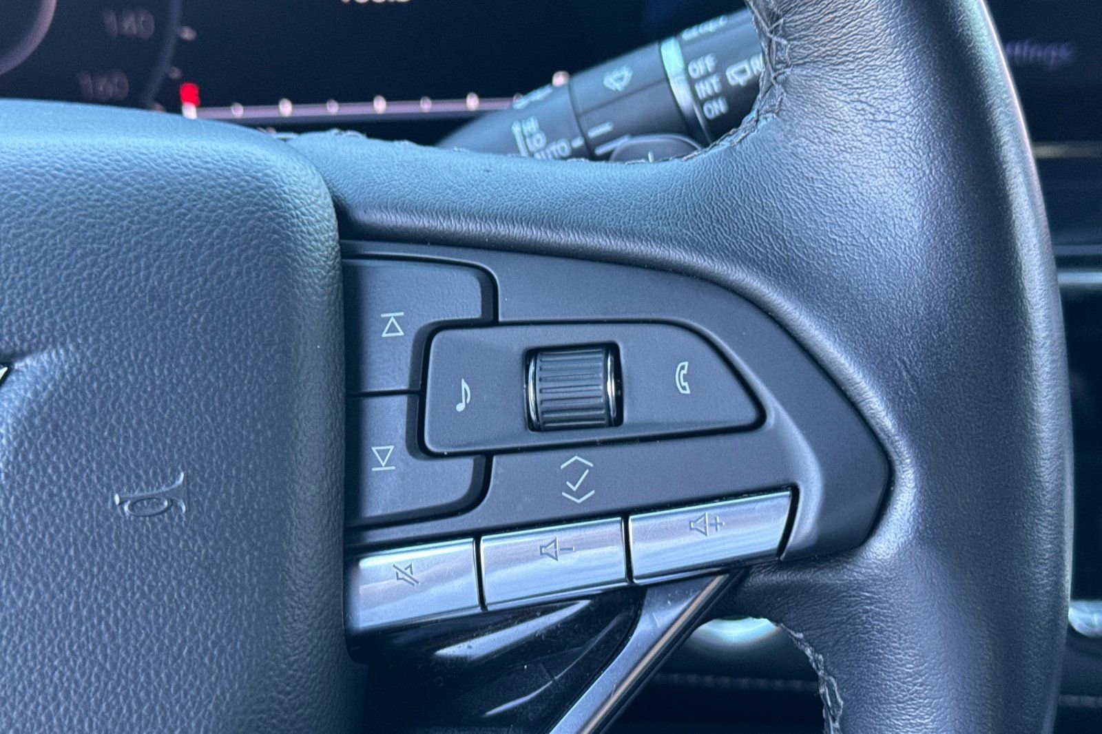 Certified 2024 Cadillac Escalade Sport image 35