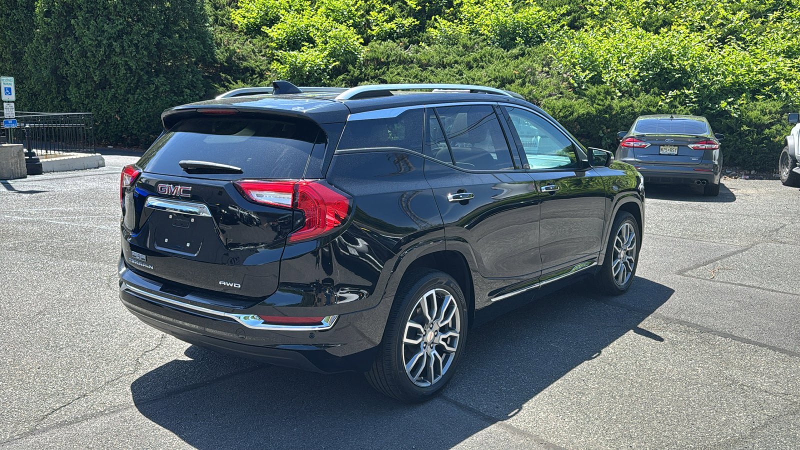 Used 2022 GMC Terrain Denali AWD/4WD image 8