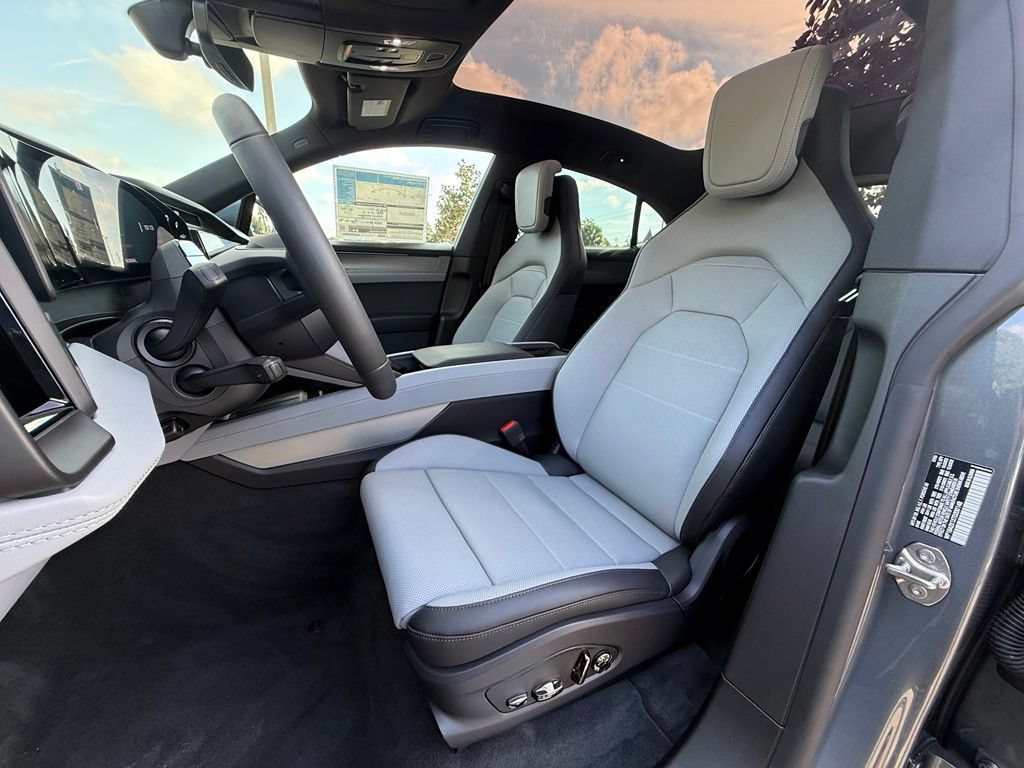 New 2026 Porsche Cayenne Electric Coupe AWD/4WD image 5
