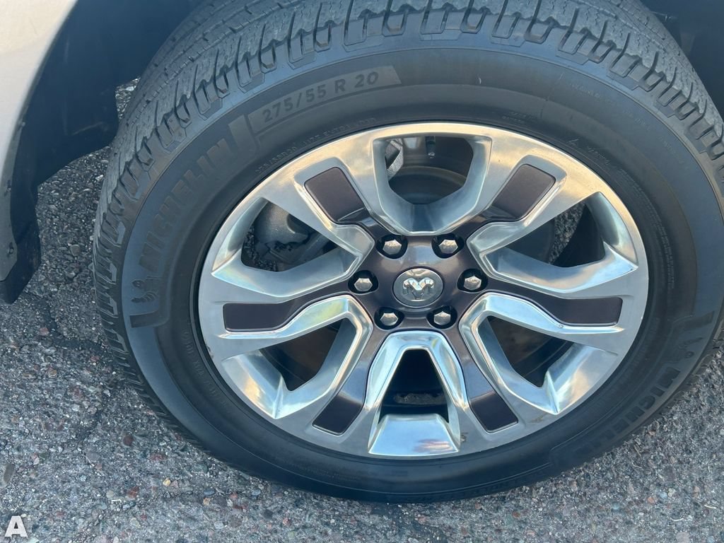 Used 2019 RAM 1500 Limited AWD/4WD image 9