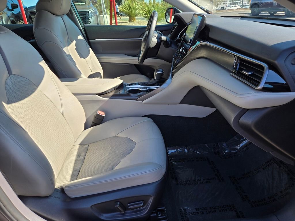 Used 2023 Toyota Camry XLE FWD image 19