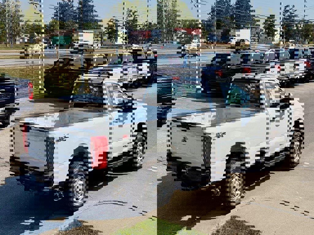 New 2026 Ford F250 XL image 5