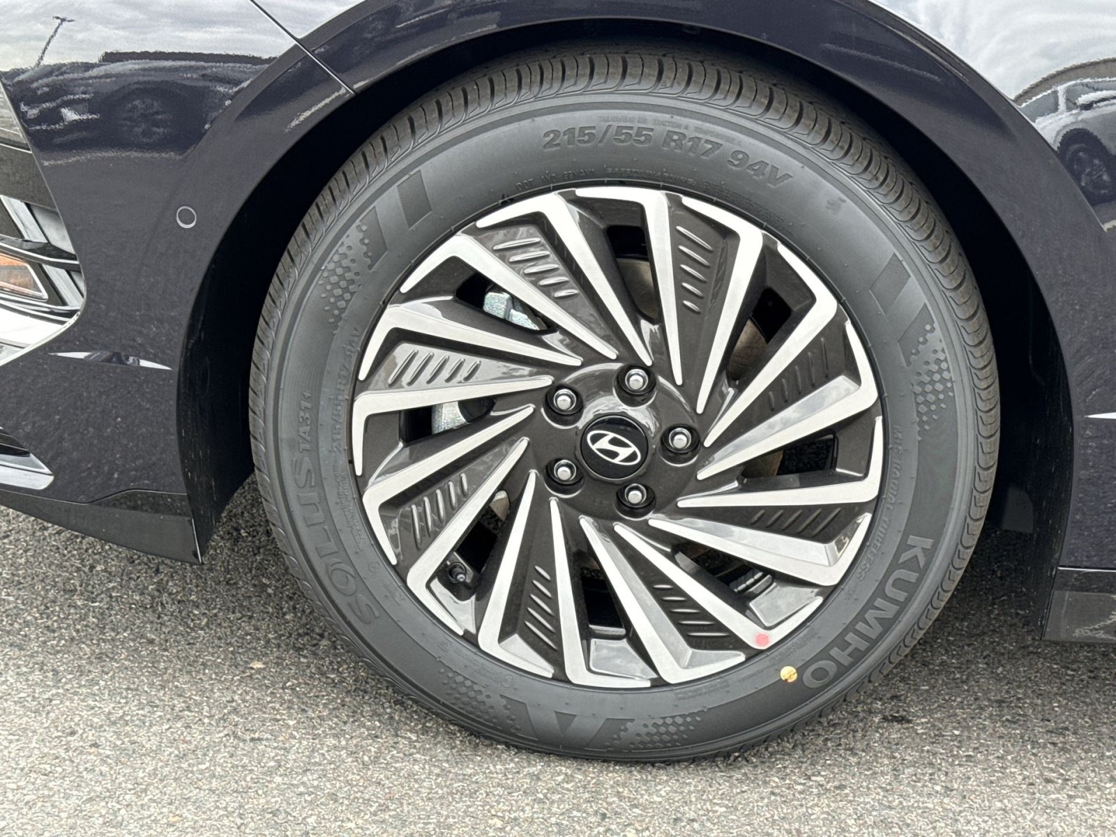 New 2026 Hyundai Sonata Limited FWD image 12