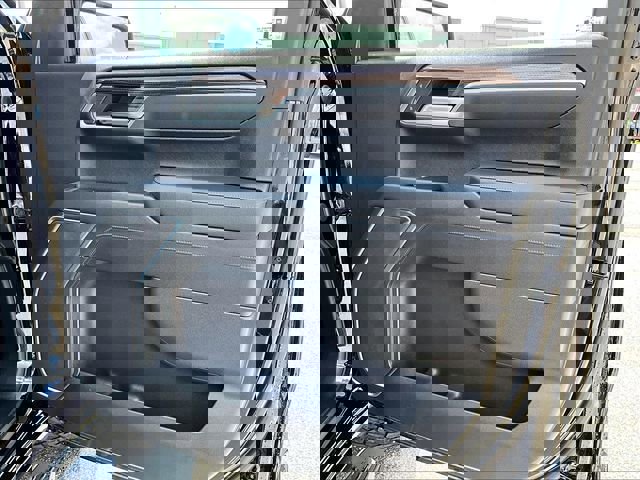 Used 2022 Chevrolet Silverado 1500 RST AWD/4WD image 12