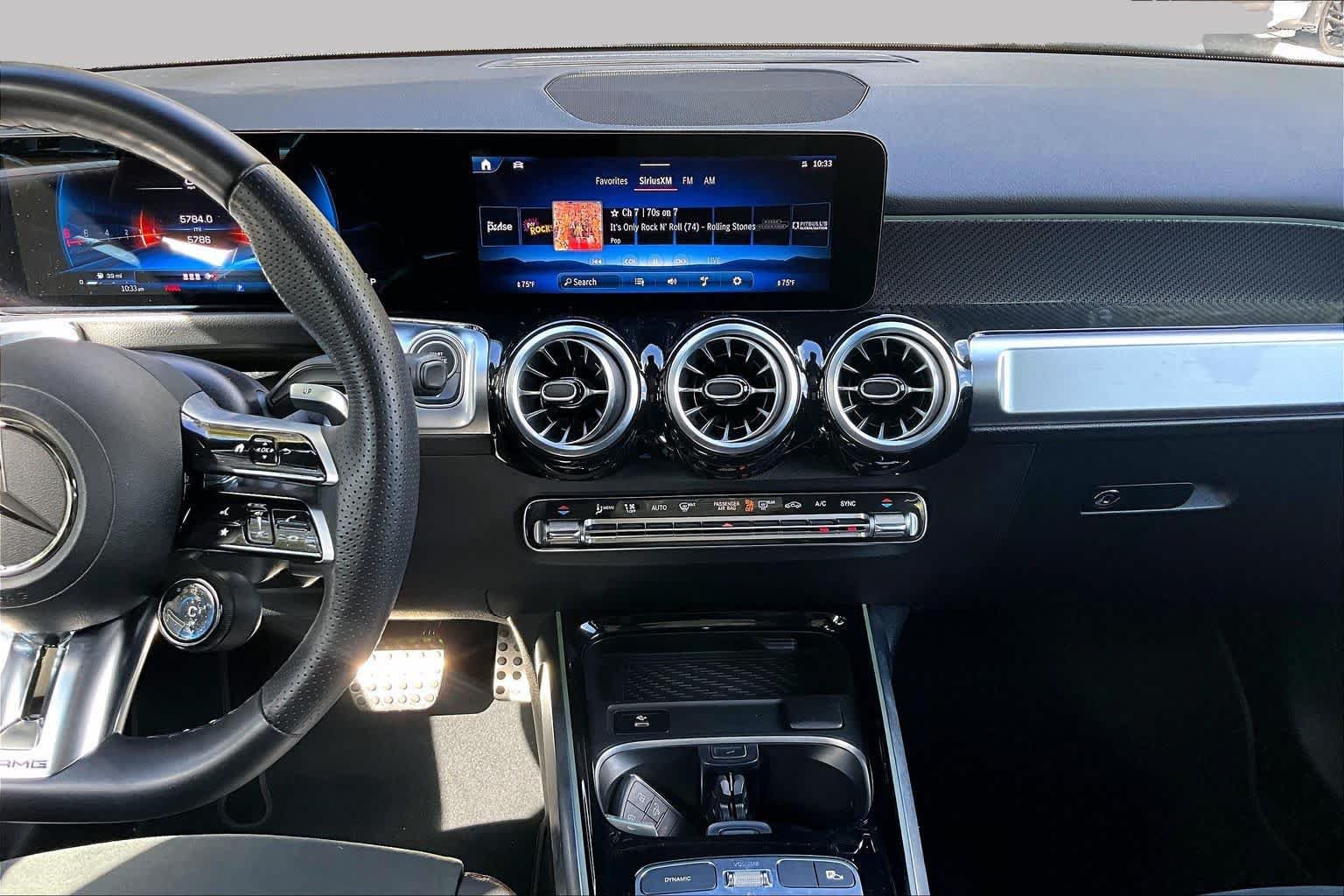 Used 2025 Mercedes-Benz GLB 35 AMG 4MATIC image 7