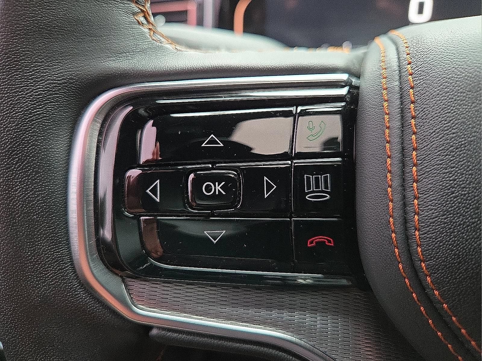 Used 2023 Jeep Grand Wagoneer L Series III AWD/4WD image 19