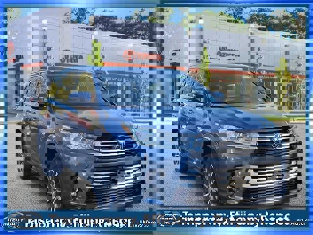 Used 2019 Toyota Highlander XLE
