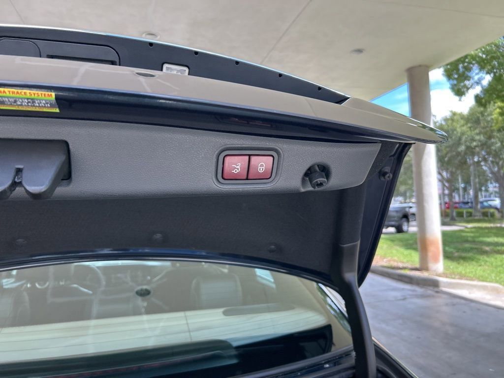 Used 2017 Mercedes-Benz E 300 w/ Premium 1 Package image 32