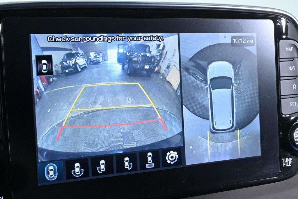 Used 2020 Hyundai Santa Fe Limited image 16