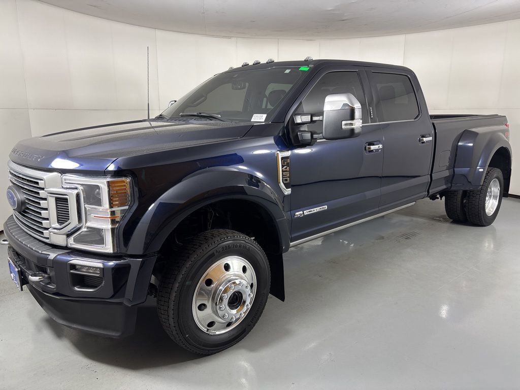 Used 2022 Ford F450 Platinum w/ FX4 Off-Road Package image 4