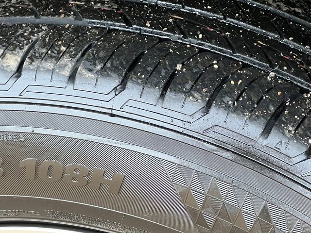 Used 2025 Nissan Pathfinder SL image 11