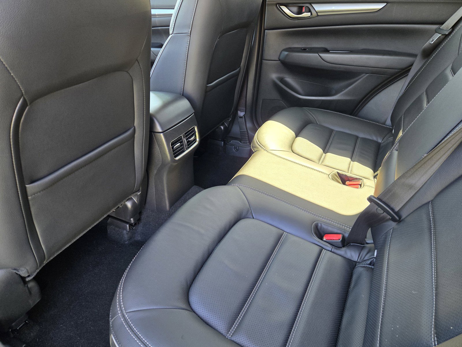 Used 2025 MAZDA CX-5 AWD 2.5 S w/ Preferred Package image 12