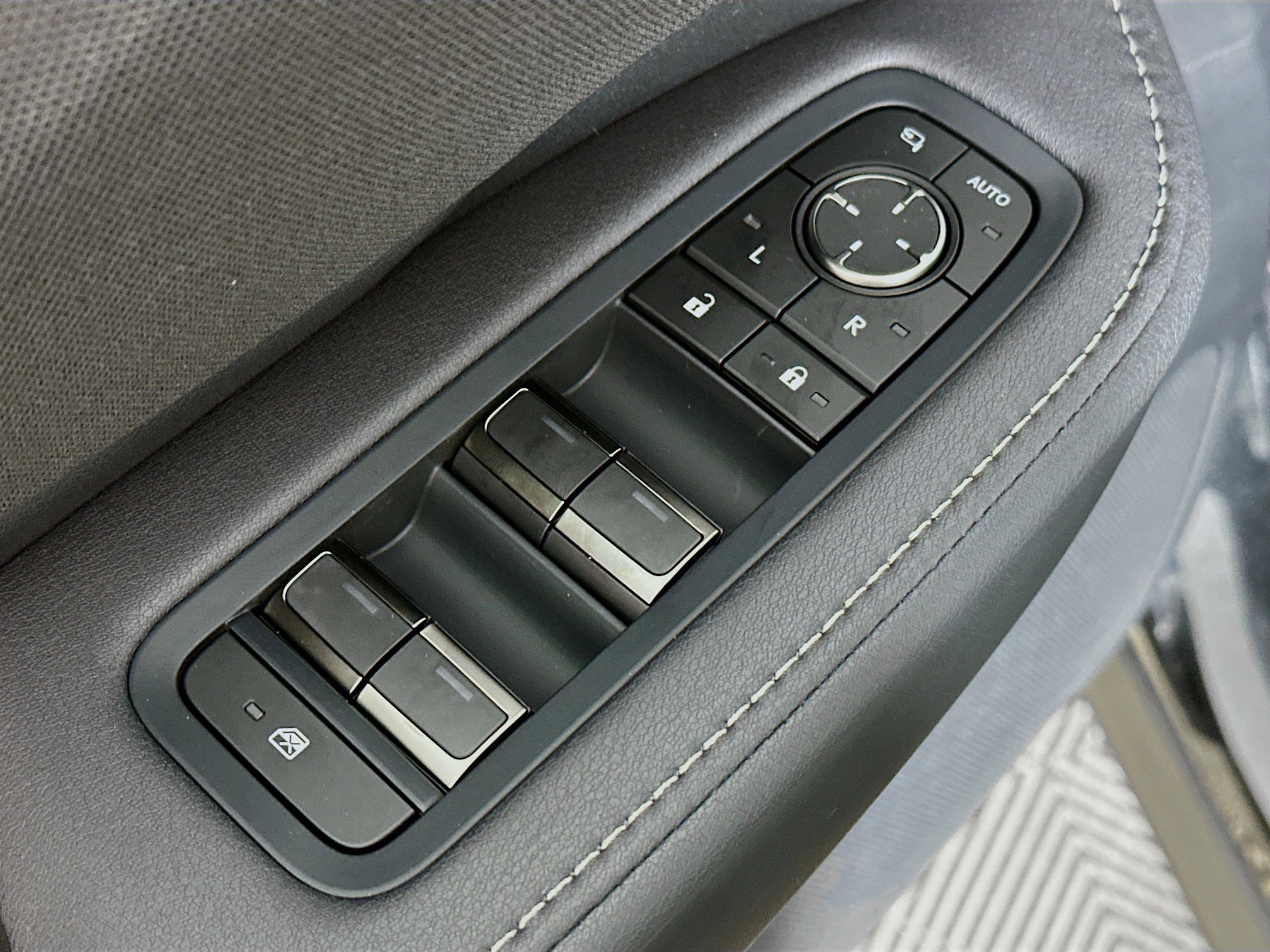 Used 2025 Lexus TX 350 AWD w/ Technology Package image 17