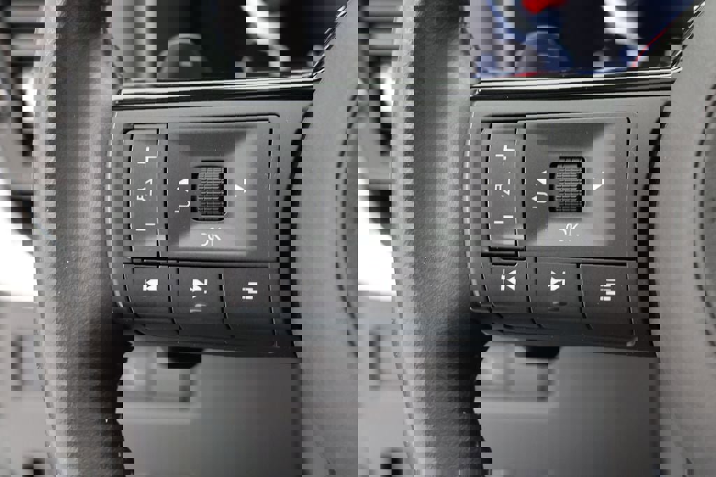 Used 2023 Nissan Rogue Platinum w/ Platinum Premium Package image 20