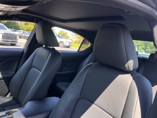 Used 2024 Lexus IS 350 F Sport RWD image 14