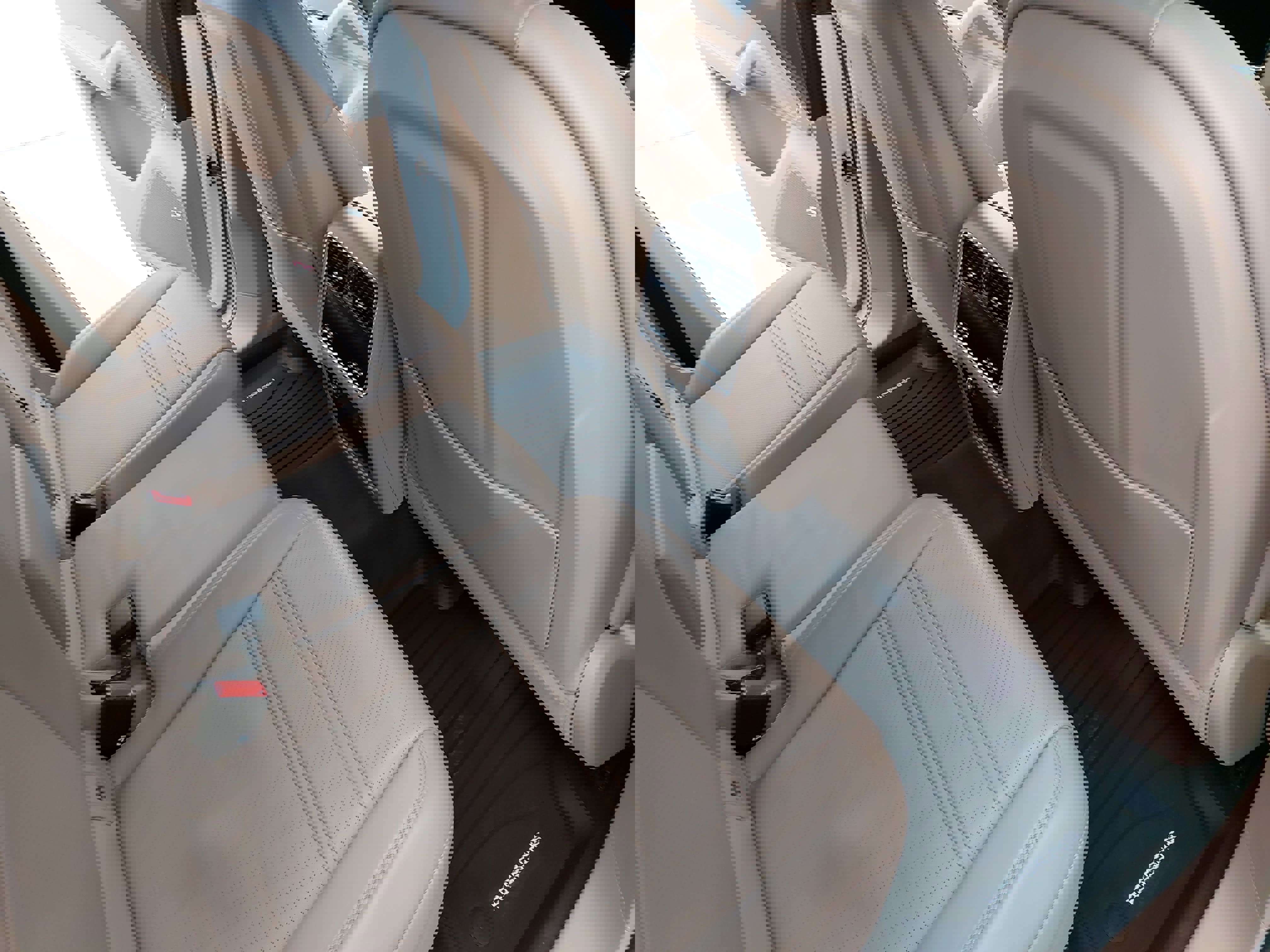 Used 2022 Porsche Cayenne E-Hybrid Coupe image 13