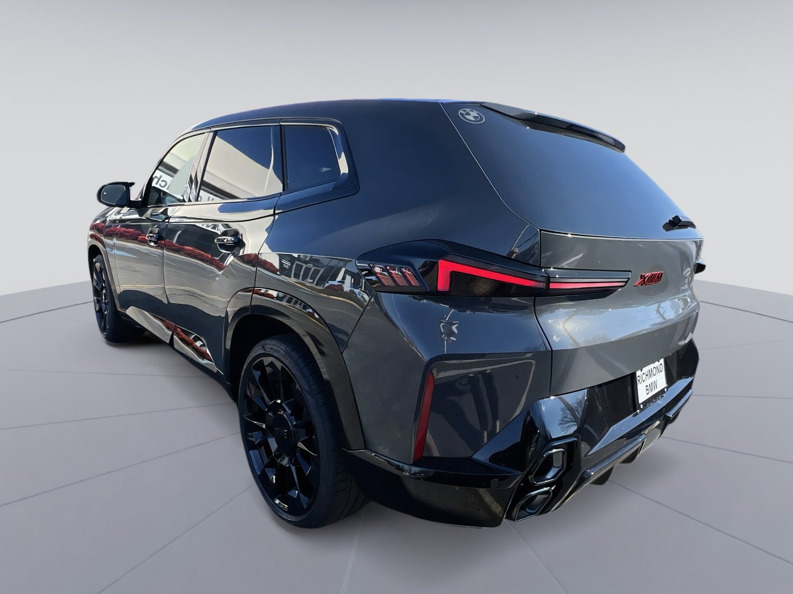 New 2026 BMW XM Label Red image 3