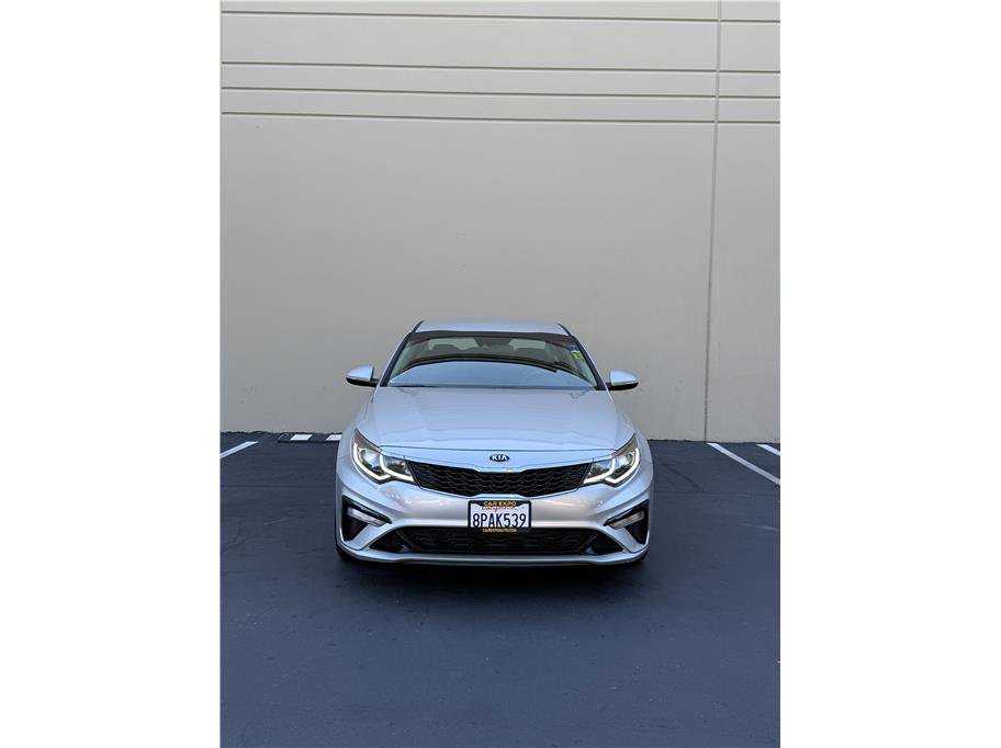 Used 2020 Kia Optima LX image 2