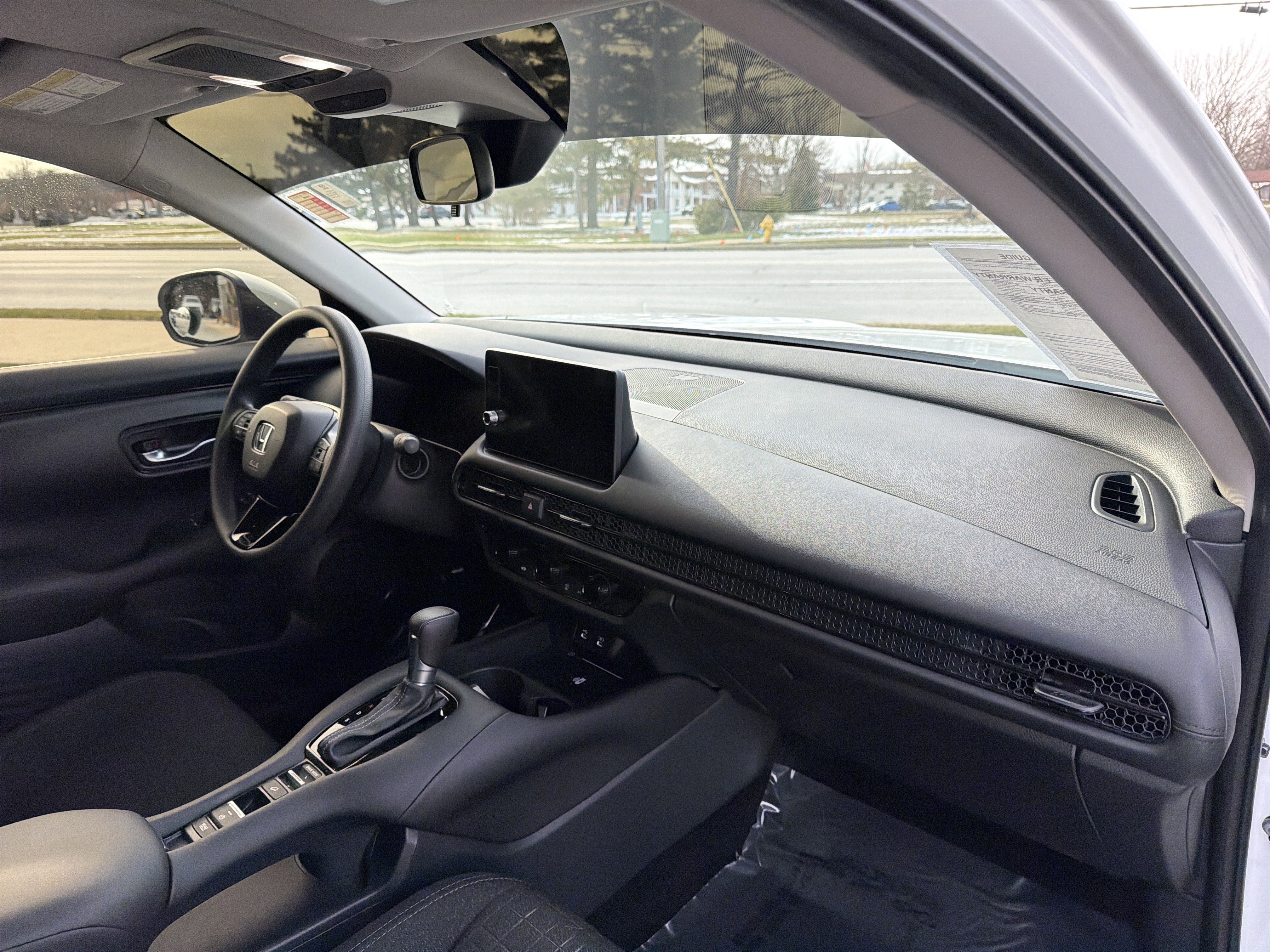 Used 2026 Honda HR-V LX image 61