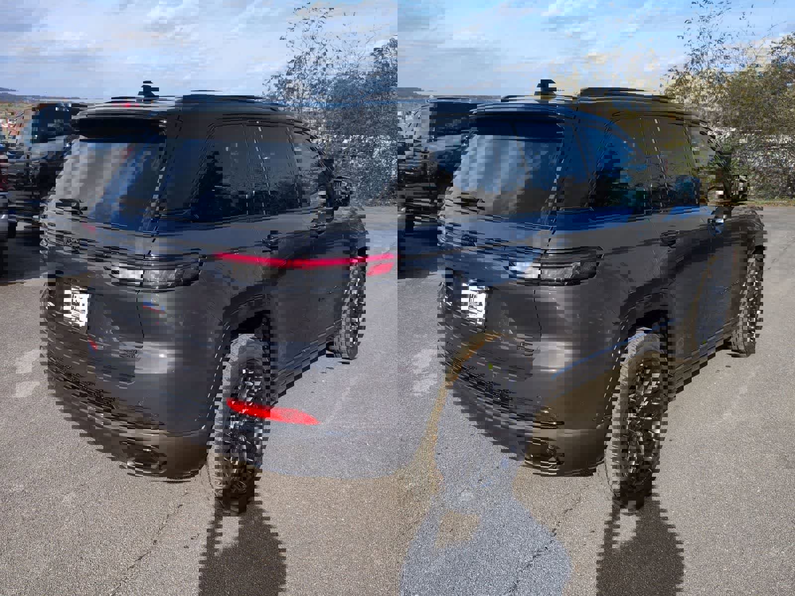 New 2025 Jeep Grand Cherokee Summit w/ Obsidian Package image 8