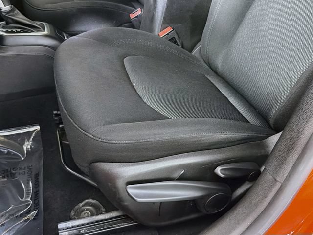 Used 2020 Jeep Renegade Sport FWD image 21
