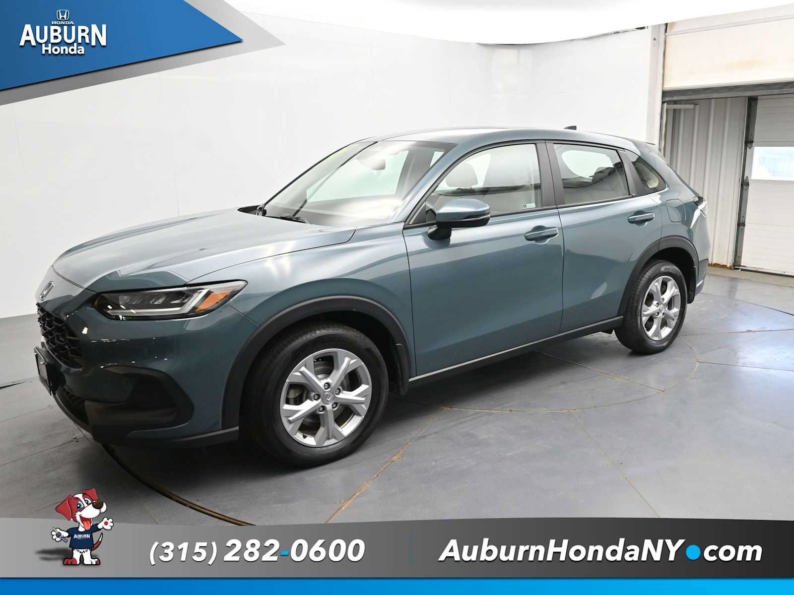 Used 2024 Honda HR-V LX image 2
