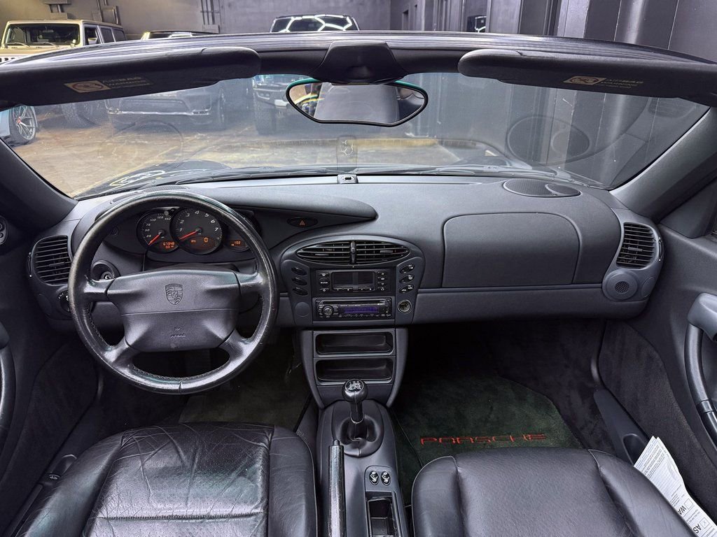 Used 1998 Porsche Boxster image 16