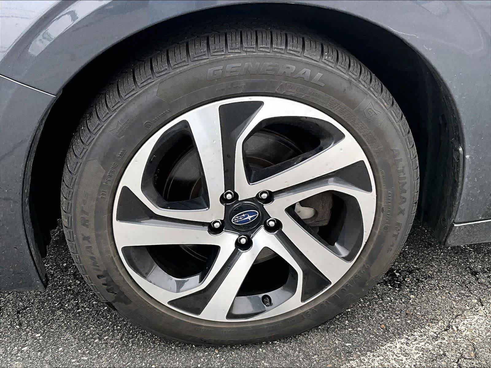 Used 2020 Subaru Legacy Limited image 7