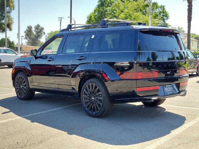 New 2025 Hyundai Santa Fe Calligraphy FWD image 2