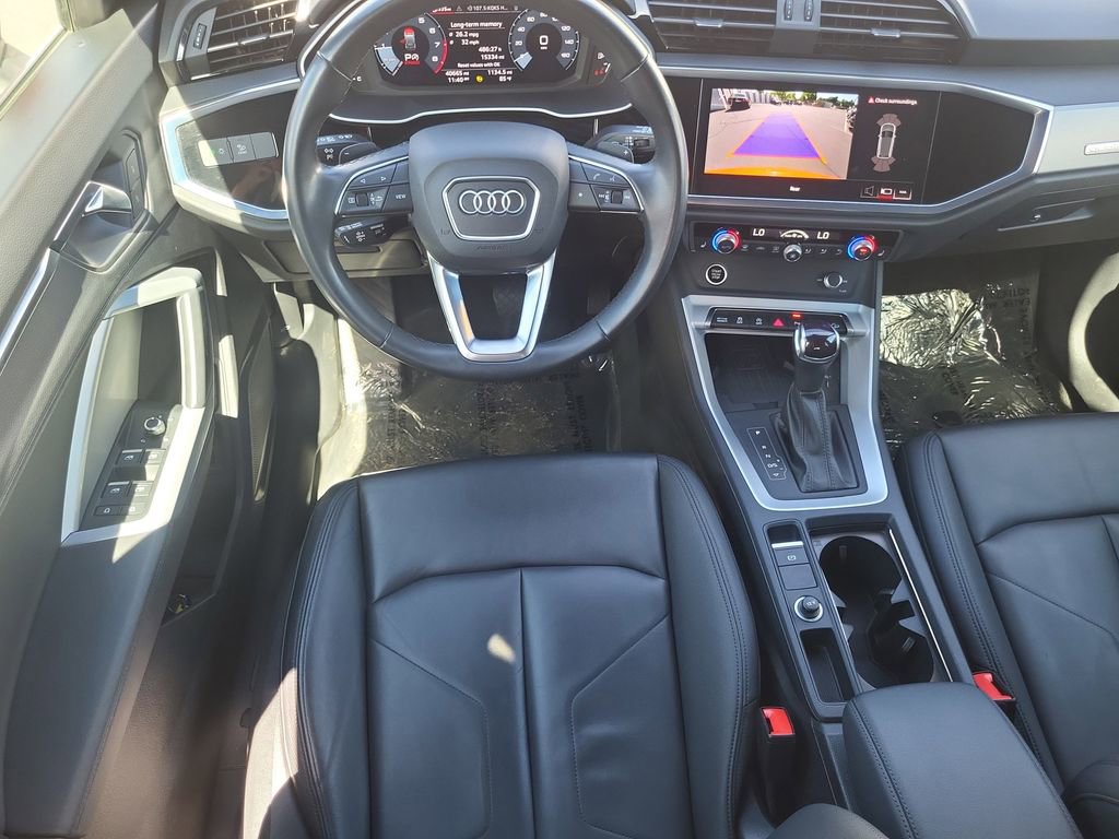 Used 2024 Audi Q3 2.0T Premium image 27