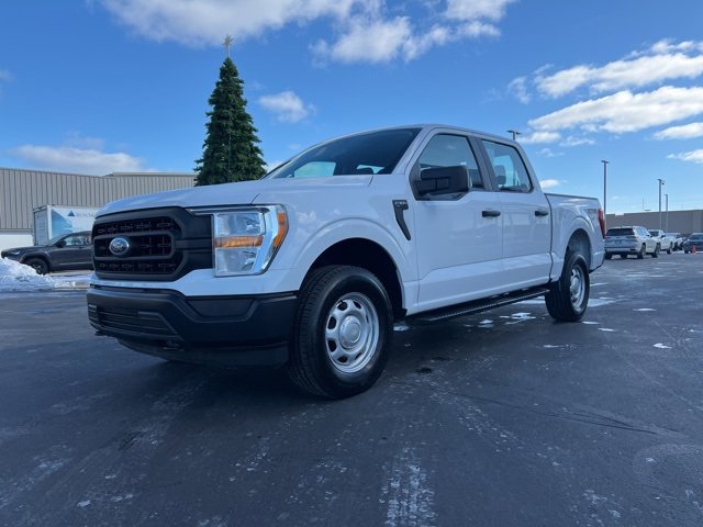 Used 2021 Ford F150 XL w/ Trailer Tow Package image 3