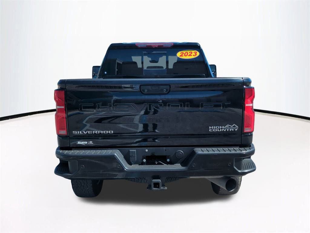 Used 2024 Chevrolet Silverado 2500 High Country w/ High Country Premium Package image 6