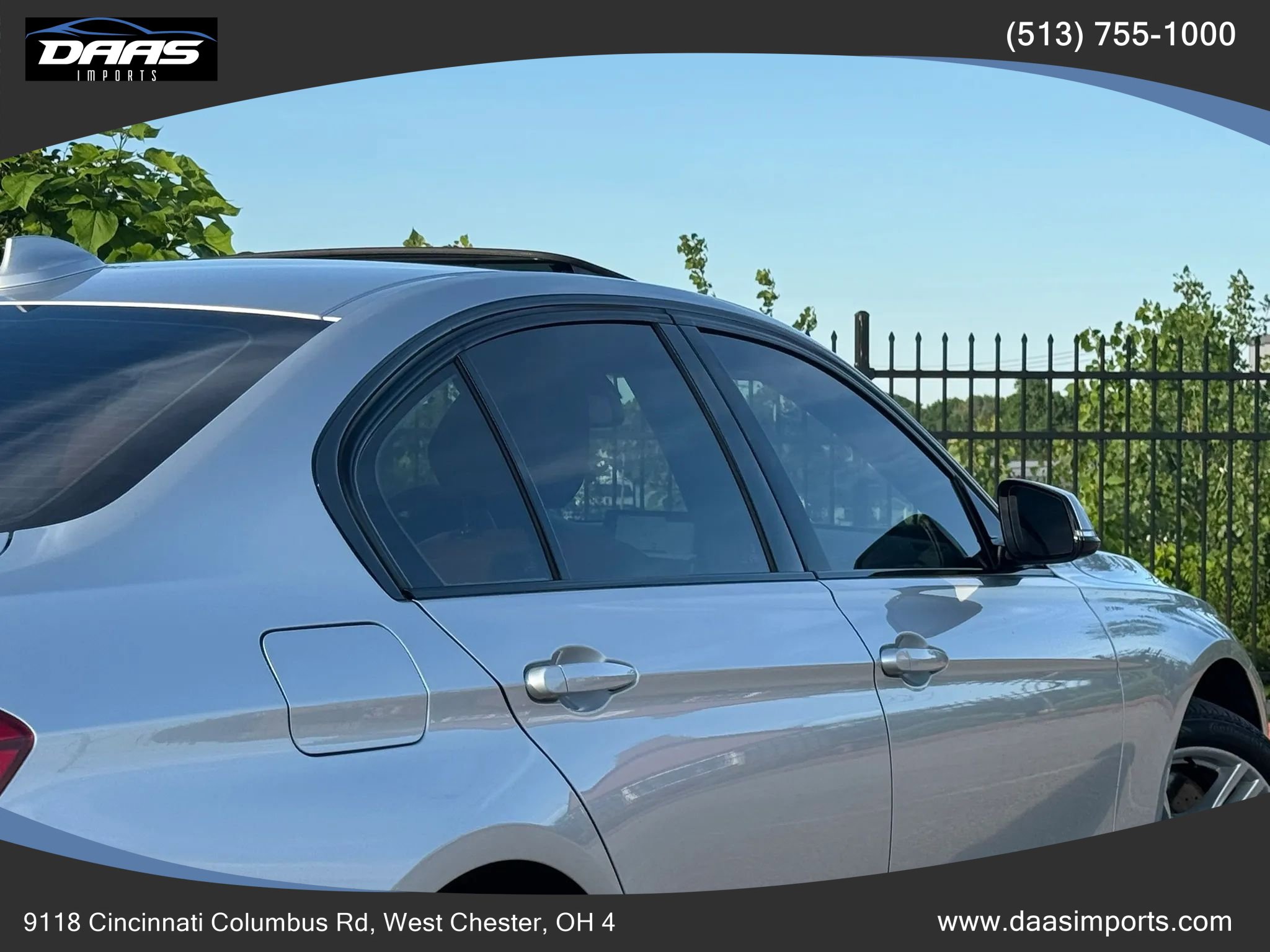 Used 2017 BMW 330i xDrive Sedan AWD/4WD image 7